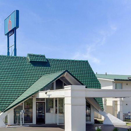 Motel 6-Geneva, Oh Экстерьер фото