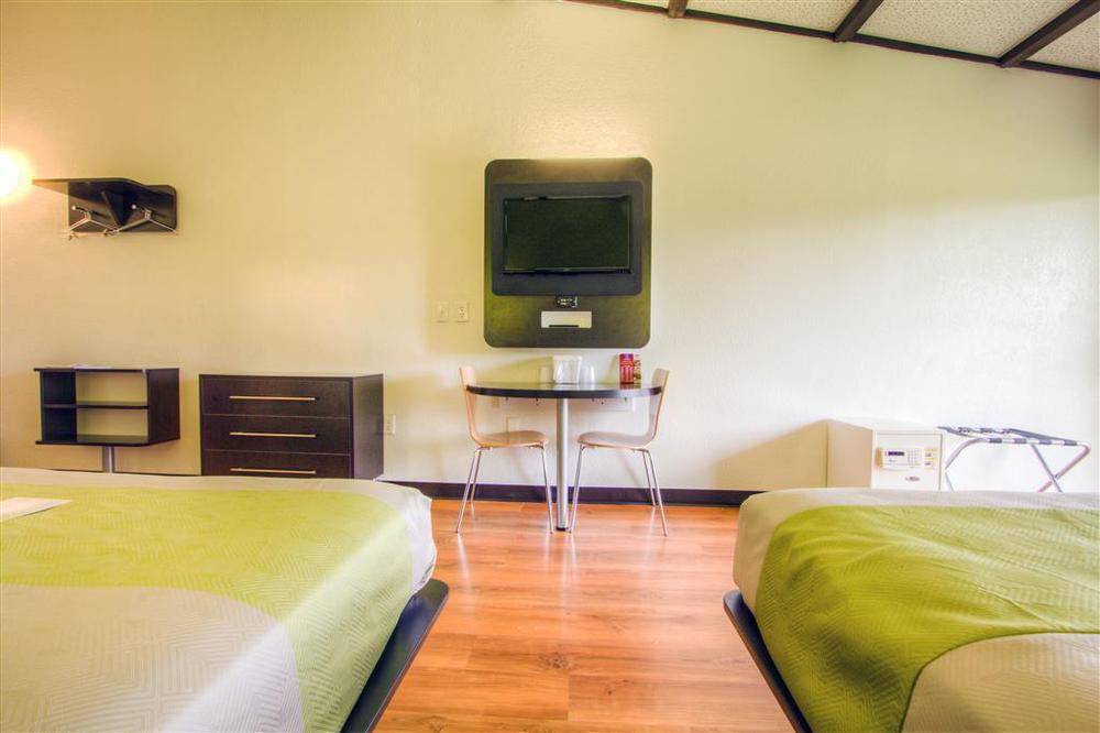 Motel 6-Geneva, Oh Номер фото
