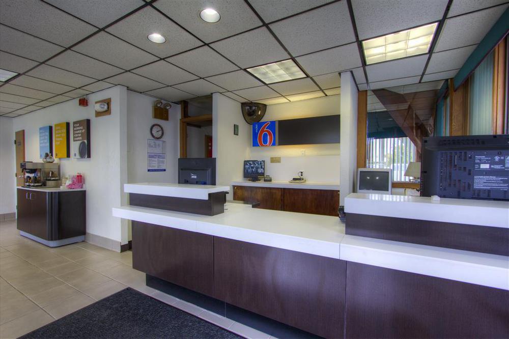Motel 6-Geneva, Oh Интерьер фото