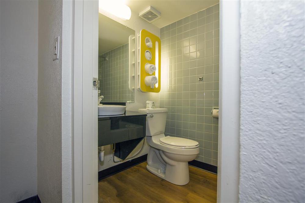 Motel 6-Geneva, Oh Номер фото