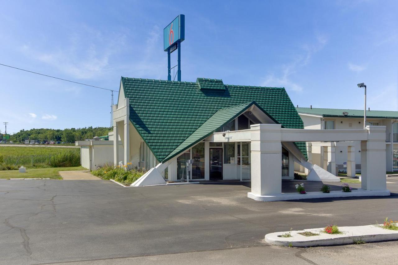 Motel 6-Geneva, Oh Экстерьер фото