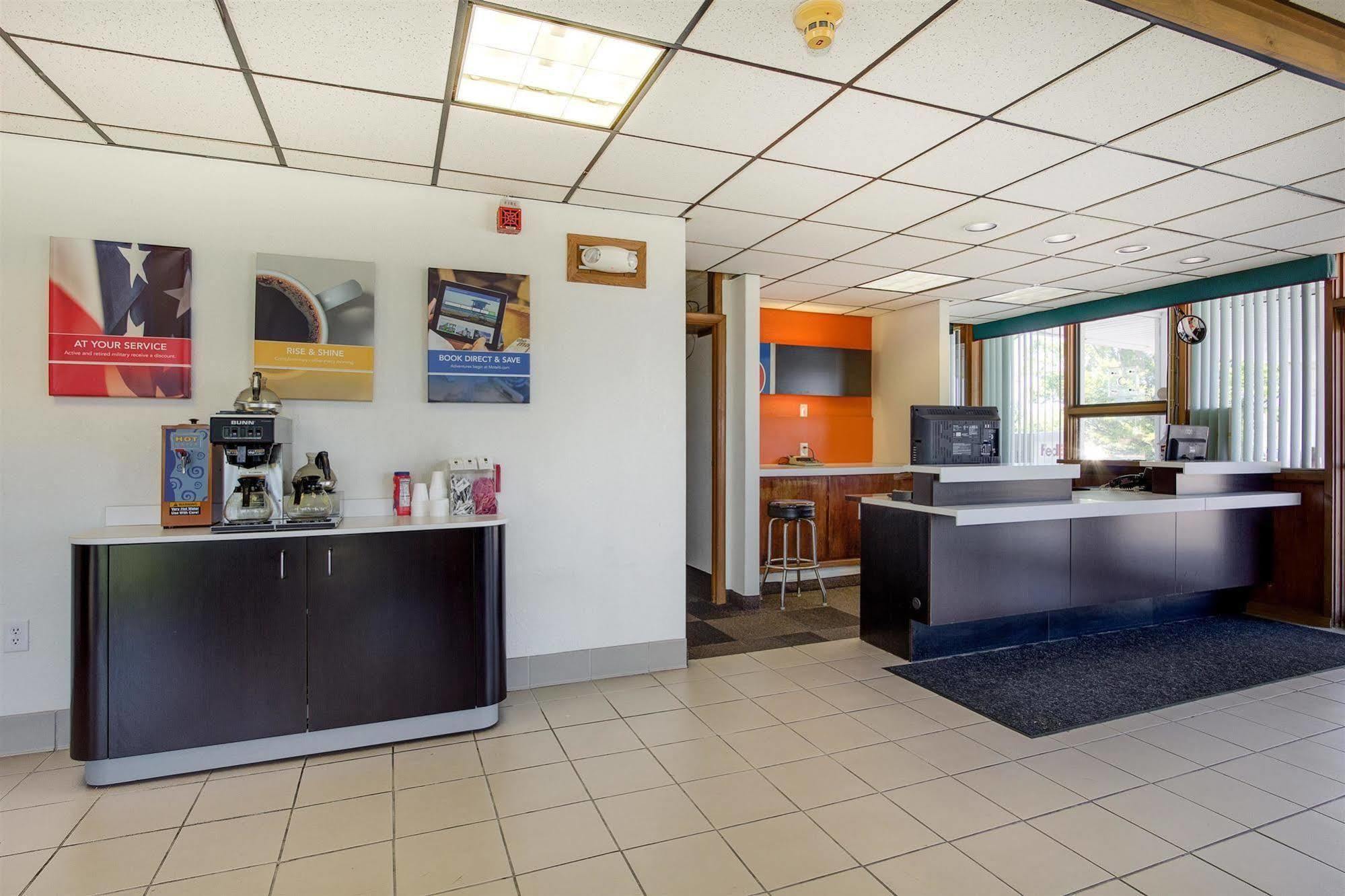 Motel 6-Geneva, Oh Экстерьер фото