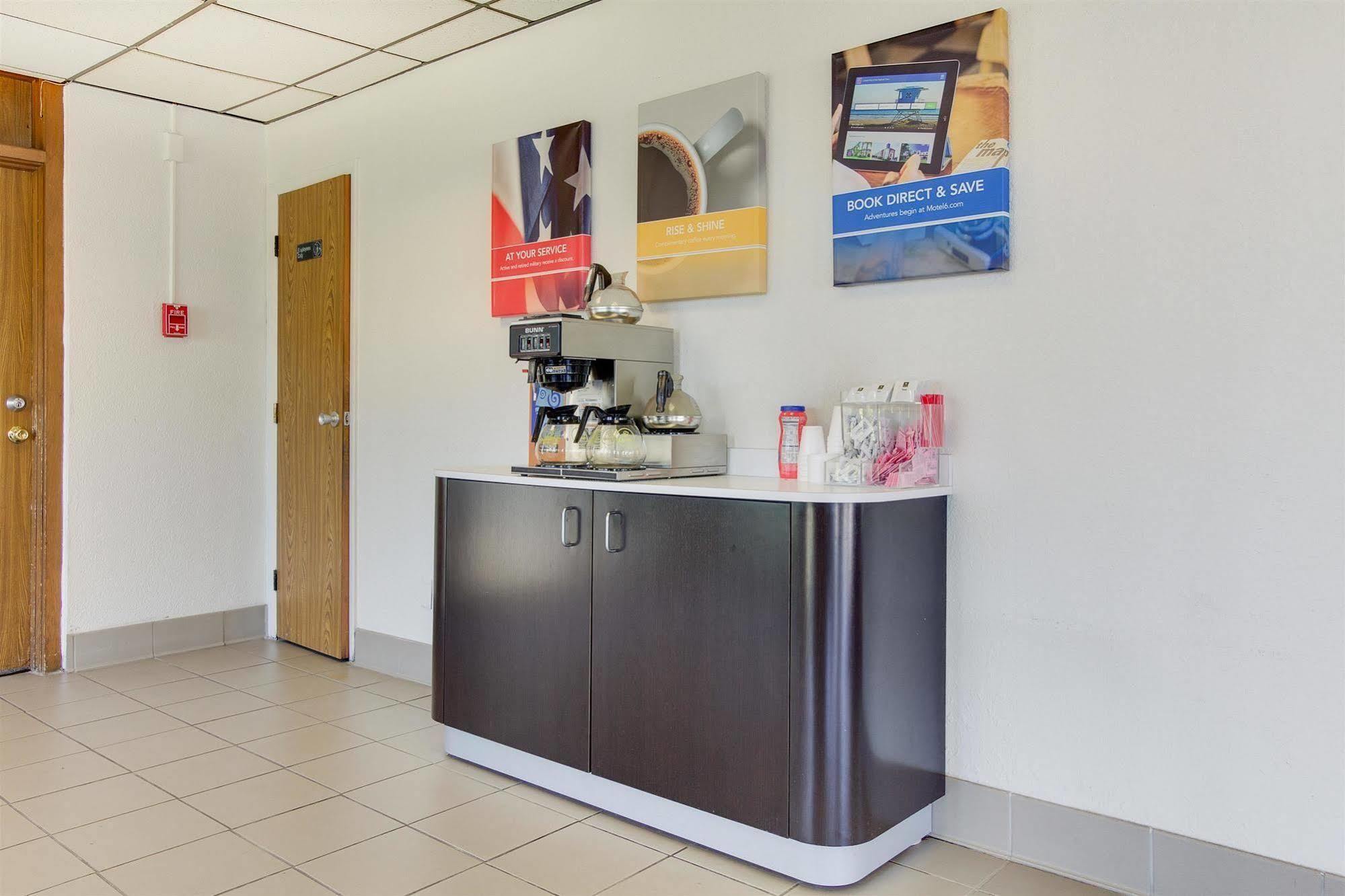 Motel 6-Geneva, Oh Экстерьер фото