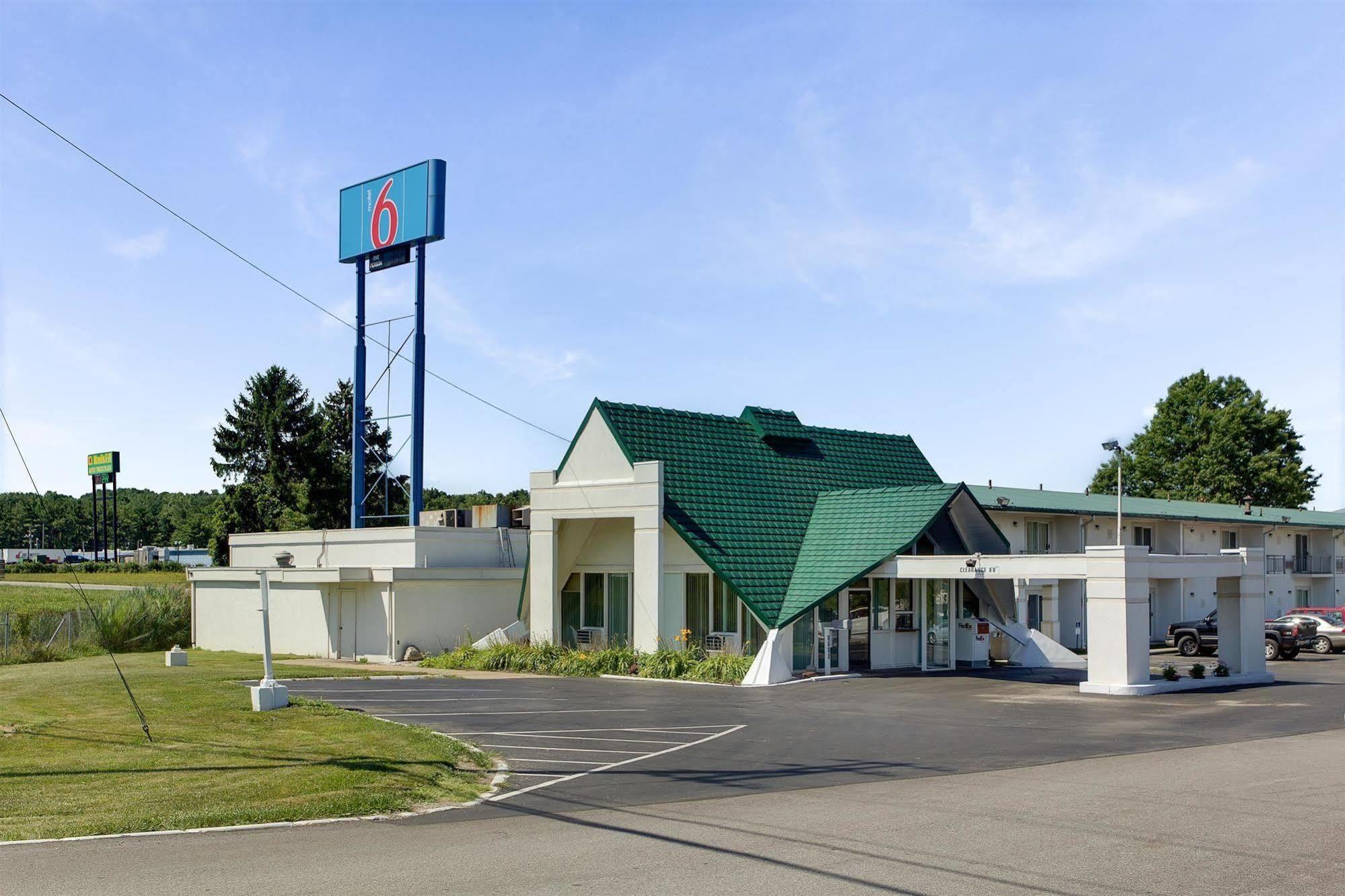 Motel 6-Geneva, Oh Экстерьер фото